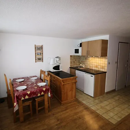 Rochechateau - 4 Personnes 2 Expose Ouest Mae-4234